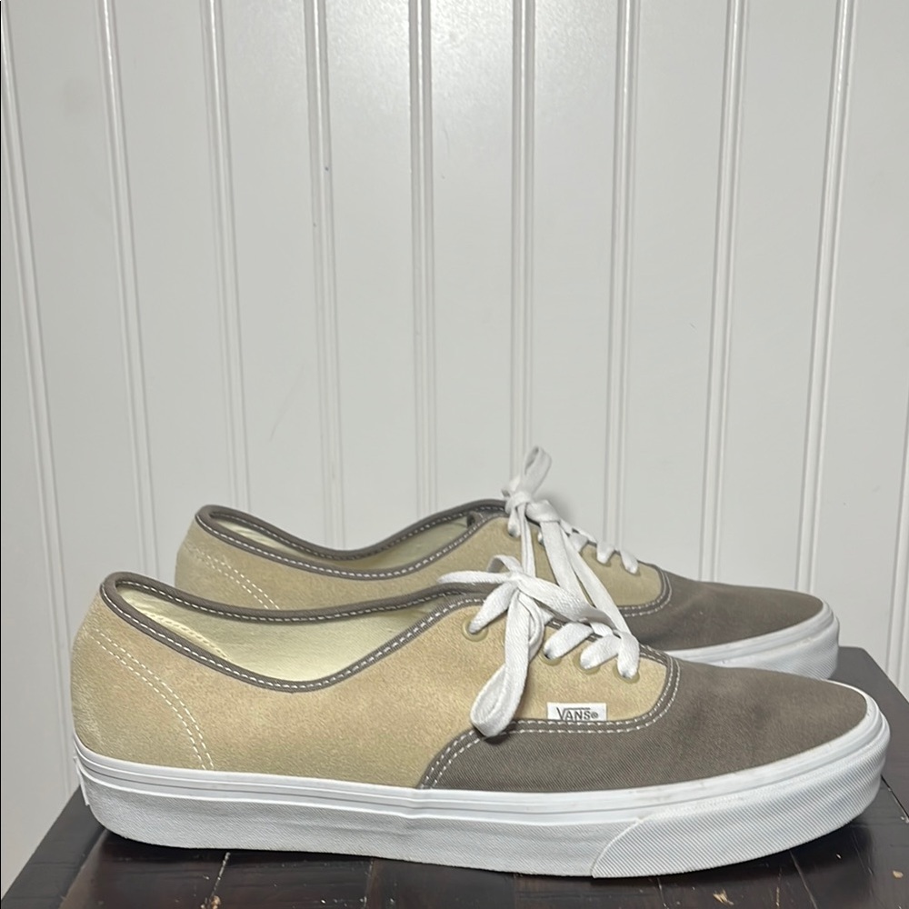 Vans Men's Color block tan and brown suede & fabric lace up sneakers